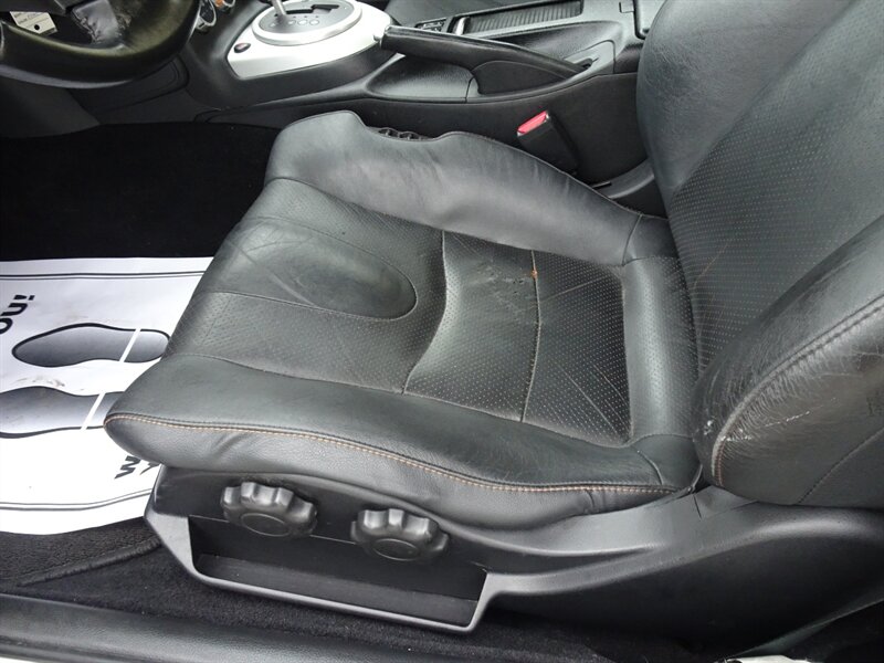 2008 Nissan 350Z Touring  RWD - Photo 17 - Cincinnati, OH 45255