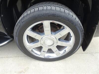 2008 Cadillac Escalade   - Photo 30 - Cincinnati, OH 45255