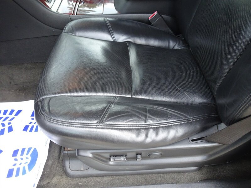 2008 Cadillac Escalade   - Photo 15 - Cincinnati, OH 45255