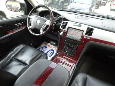2008 Cadillac Escalade   - Photo 7 - Cincinnati, OH 45255