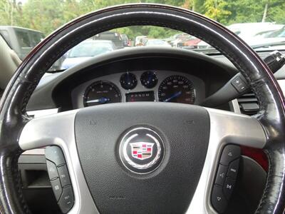 2008 Cadillac Escalade   - Photo 16 - Cincinnati, OH 45255
