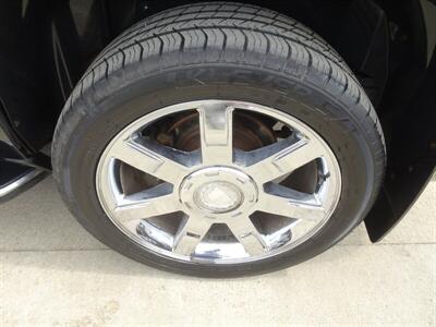 2008 Cadillac Escalade   - Photo 28 - Cincinnati, OH 45255