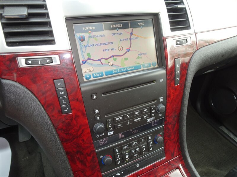 2008 Cadillac Escalade   - Photo 20 - Cincinnati, OH 45255