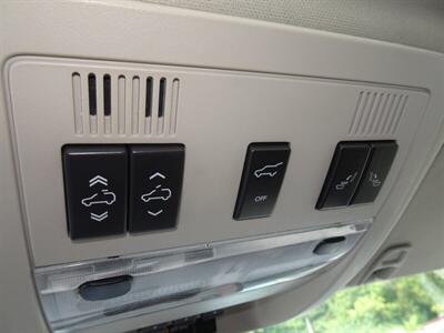 2008 Cadillac Escalade   - Photo 24 - Cincinnati, OH 45255