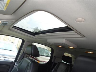 2008 Cadillac Escalade   - Photo 18 - Cincinnati, OH 45255