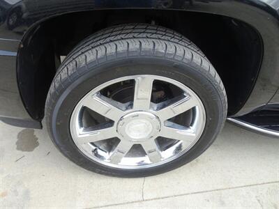 2008 Cadillac Escalade   - Photo 29 - Cincinnati, OH 45255