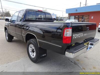 1997 Toyota T100 SR5   - Photo 4 - Cincinnati, OH 45255