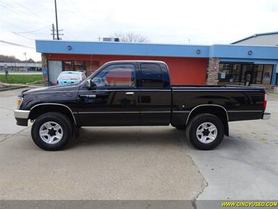 1997 Toyota T100 SR5   - Photo 7 - Cincinnati, OH 45255