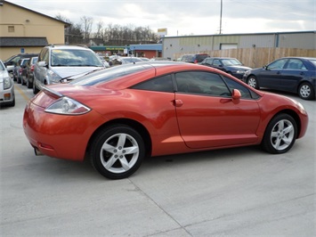 2006 Mitsubishi Eclipse GS   - Photo 6 - Cincinnati, OH 45255