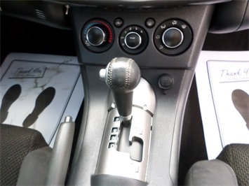 2006 Mitsubishi Eclipse GS   - Photo 17 - Cincinnati, OH 45255