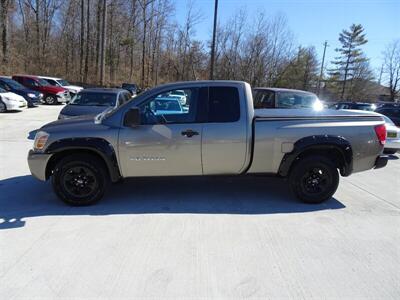 2006 Nissan Titan XE FFV  V8 4X4 - Photo 7 - Cincinnati, OH 45255