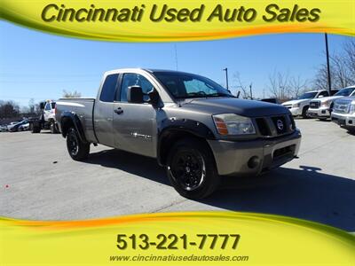 2006 Nissan Titan XE FFV  V8 4X4 - Photo 1 - Cincinnati, OH 45255