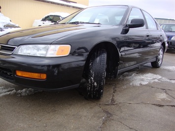 1997 Honda Accord LX   - Photo 13 - Cincinnati, OH 45255