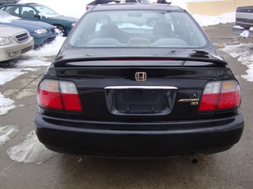 1997 Honda Accord LX   - Photo 5 - Cincinnati, OH 45255