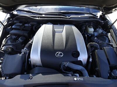 2015 Lexus IS 350   - Photo 32 - Cincinnati, OH 45255