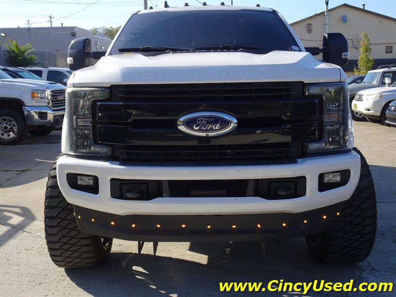 2019 Ford F-250 Lariat - Photo 2 - Cincinnati, OH 45255