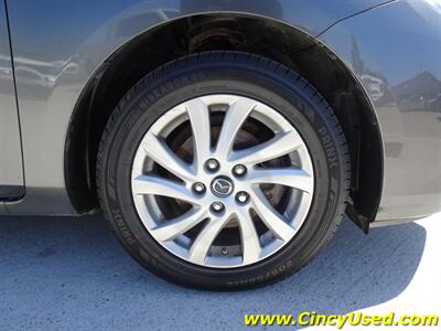 2013 Mazda MAZDA3 i Grand Touring   - Photo 34 - Cincinnati, OH 45255