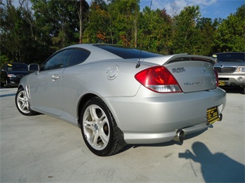 2005 Hyundai Tiburon GT   - Photo 12 - Cincinnati, OH 45255