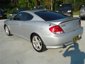 2005 Hyundai Tiburon GT   - Photo 4 - Cincinnati, OH 45255