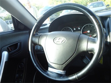 2005 Hyundai Tiburon GT   - Photo 19 - Cincinnati, OH 45255