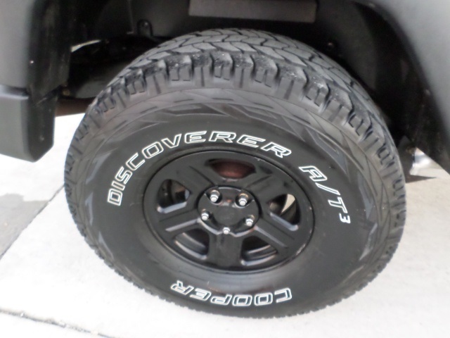 2007 Jeep Wrangler Unlimited X - Photo 27 - Cincinnati, OH 45255