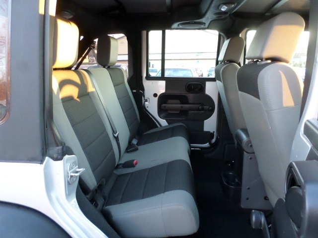 2007 Jeep Wrangler Unlimited X - Photo 9 - Cincinnati, OH 45255