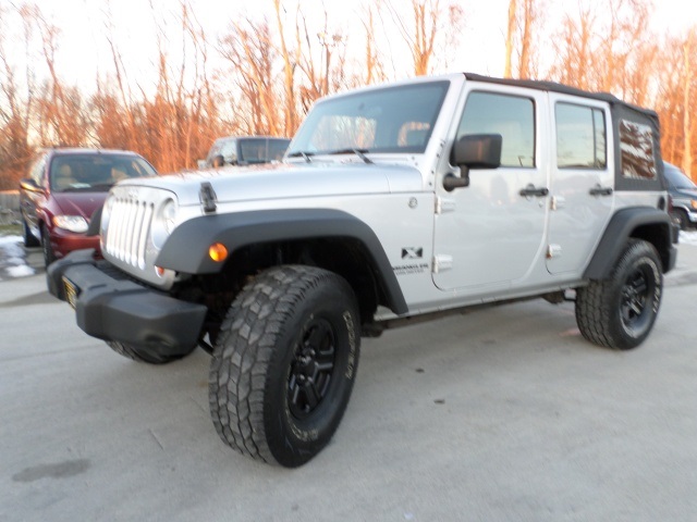 2007 Jeep Wrangler Unlimited X - Photo 11 - Cincinnati, OH 45255