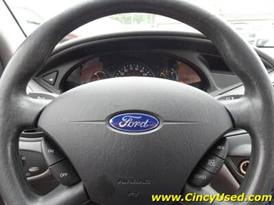 2003 Ford Focus ZTW   - Photo 21 - Cincinnati, OH 45255