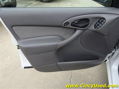2003 Ford Focus ZTW   - Photo 28 - Cincinnati, OH 45255