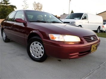 1999 Toyota Camry LE   - Photo 10 - Cincinnati, OH 45255