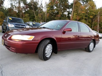 1999 Toyota Camry LE   - Photo 11 - Cincinnati, OH 45255