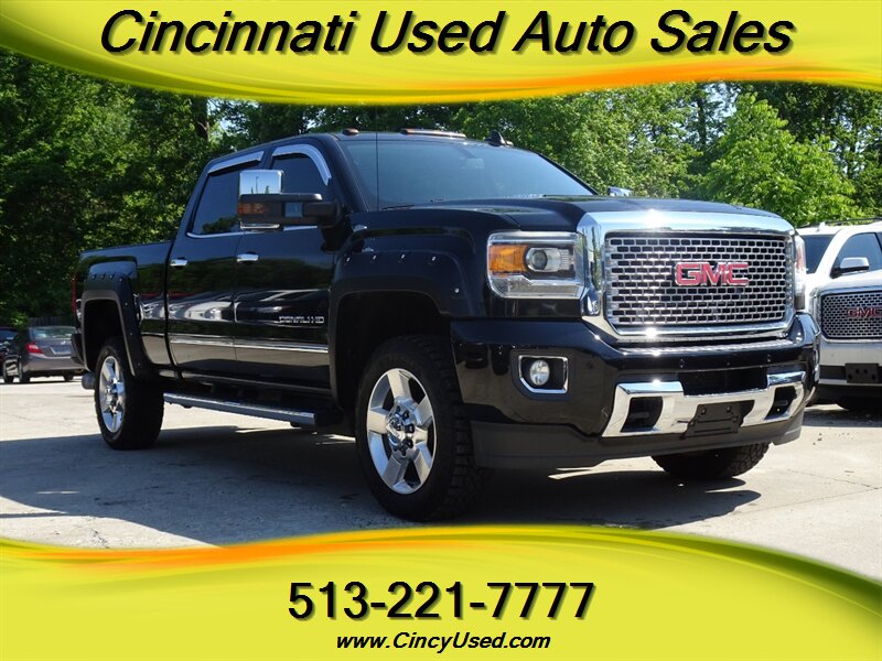 2016 GMC Sierra 4WD Crew Cab Standard Box Denali's photo