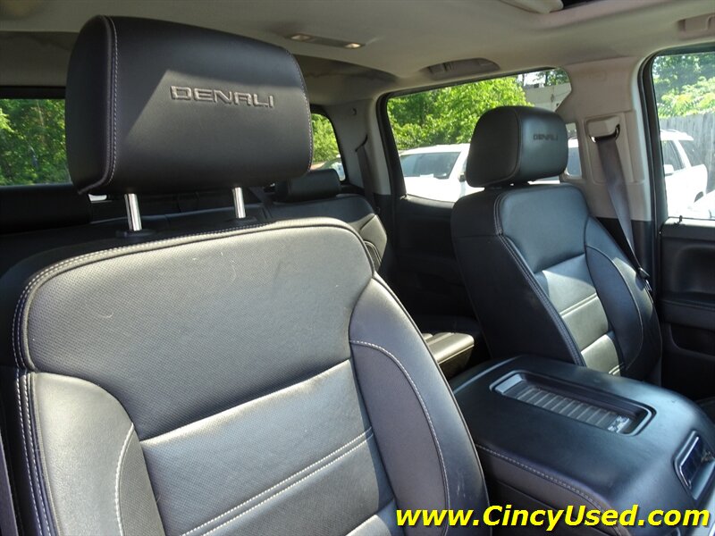 2016 GMC Sierra 2500HD Denali - Photo 17 - Cincinnati, OH 45255