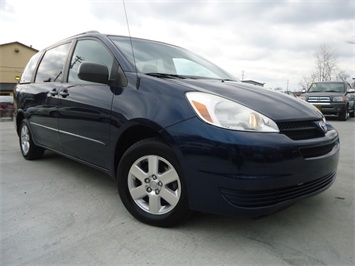 2004 Toyota Sienna CE   - Photo 10 - Cincinnati, OH 45255