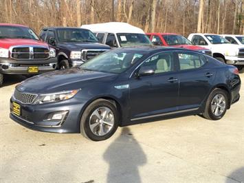 2015 Kia Optima Hybrid   - Photo 3 - Cincinnati, OH 45255