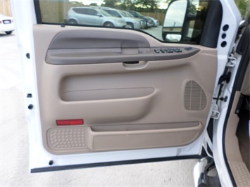 2003 Ford F250SD XLT - Photo 21 - Cincinnati, OH 45255