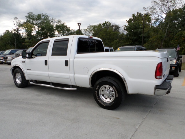 2003 Ford F250SD XLT - Photo 4 - Cincinnati, OH 45255