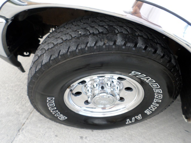 2003 Ford F250SD XLT - Photo 29 - Cincinnati, OH 45255