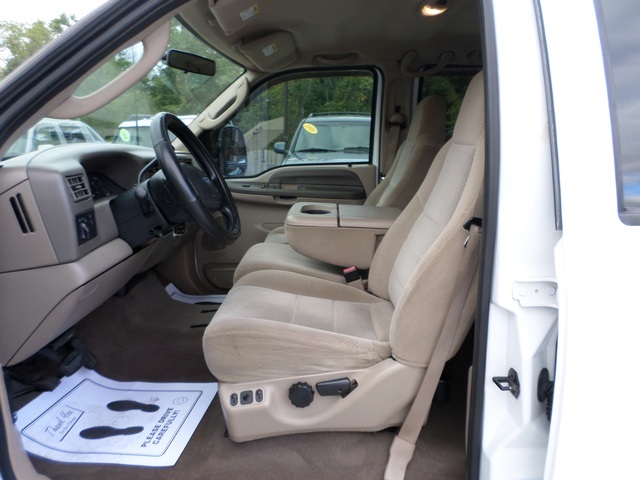 2003 Ford F250SD XLT - Photo 14 - Cincinnati, OH 45255