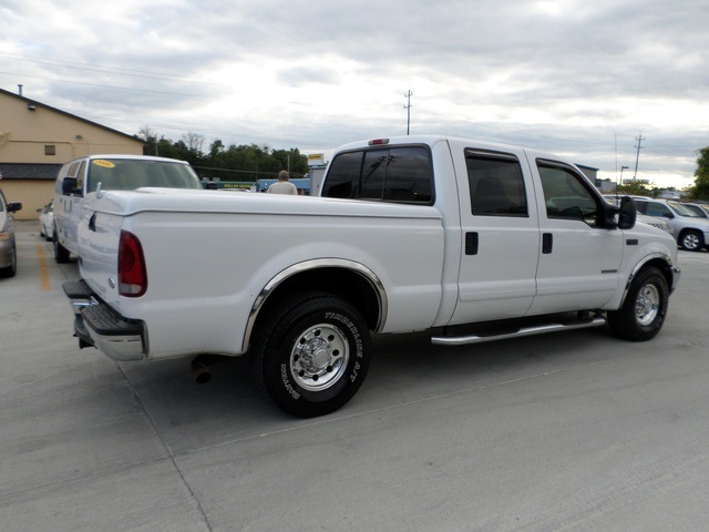 2003 Ford F250SD XLT - Photo 6 - Cincinnati, OH 45255