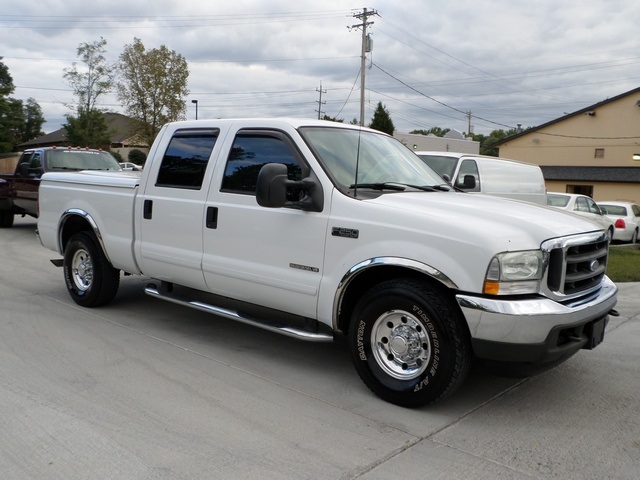 2003 Ford F250SD XLT   - Photo 1 - Cincinnati, OH 45255