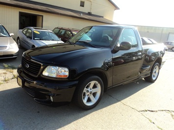 2003 Ford F150 SVT Lightning   - Photo 3 - Cincinnati, OH 45255