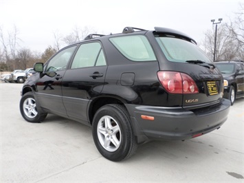 1999 Lexus RX 300   - Photo 14 - Cincinnati, OH 45255