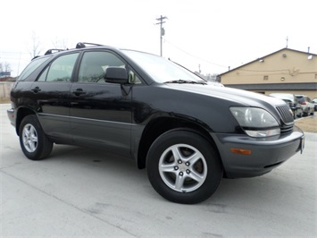 1999 Lexus RX 300   - Photo 12 - Cincinnati, OH 45255