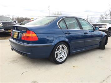 2002 BMW 3 Series 330i   - Photo 13 - Cincinnati, OH 45255