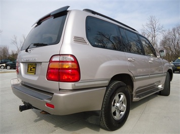 2002 Toyota Land Cruiser   - Photo 13 - Cincinnati, OH 45255