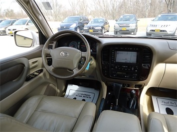 2002 Toyota Land Cruiser   - Photo 7 - Cincinnati, OH 45255