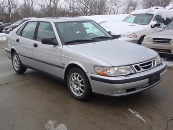 2000 Saab 9-3   - Photo 1 - Cincinnati, OH 45255