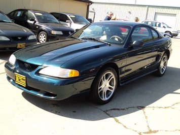 1997 Ford Mustang GT   - Photo 3 - Cincinnati, OH 45255