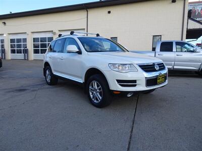 2008 Volkswagen Touareg V6   - Photo 2 - Cincinnati, OH 45255